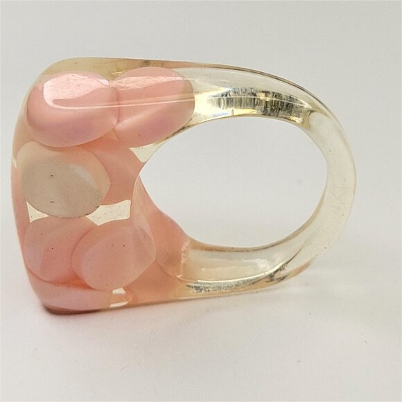 Lucite Resin Rings Pink and White Pill Beads See Through Rectangular Ring - Picture 3 of 9